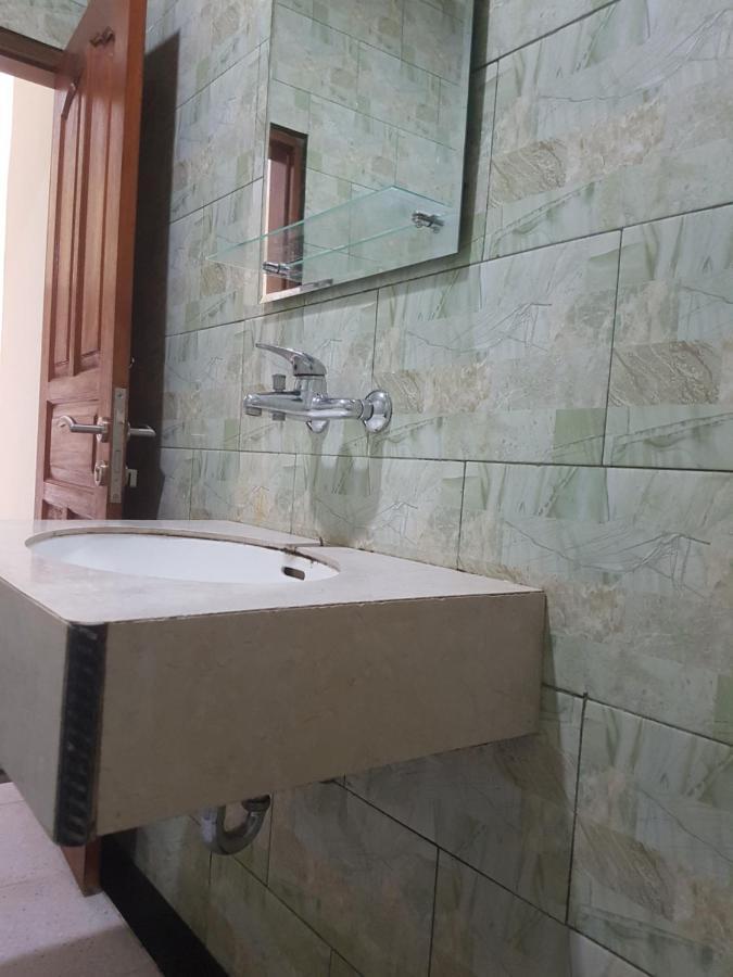 Yogi Homestay Canggu Dış mekan fotoğraf