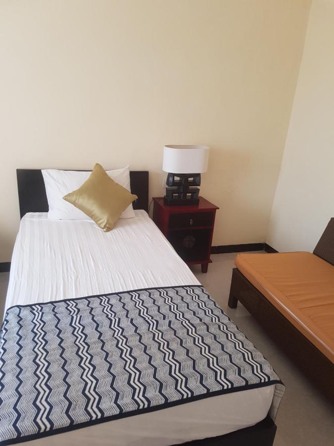 Yogi Homestay Canggu Dış mekan fotoğraf
