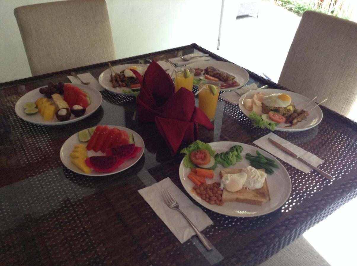 Yogi Homestay Canggu Dış mekan fotoğraf