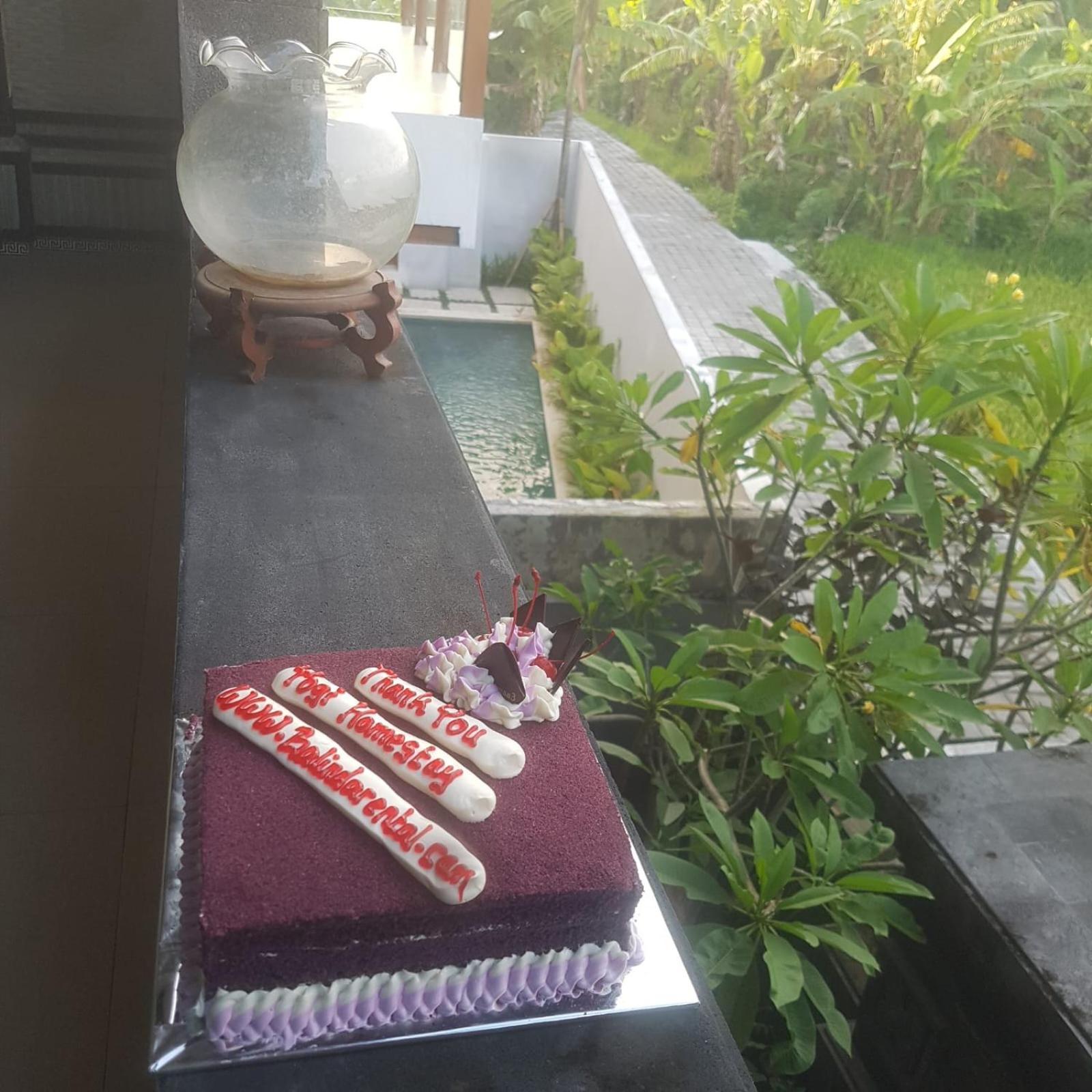 Yogi Homestay Canggu Dış mekan fotoğraf