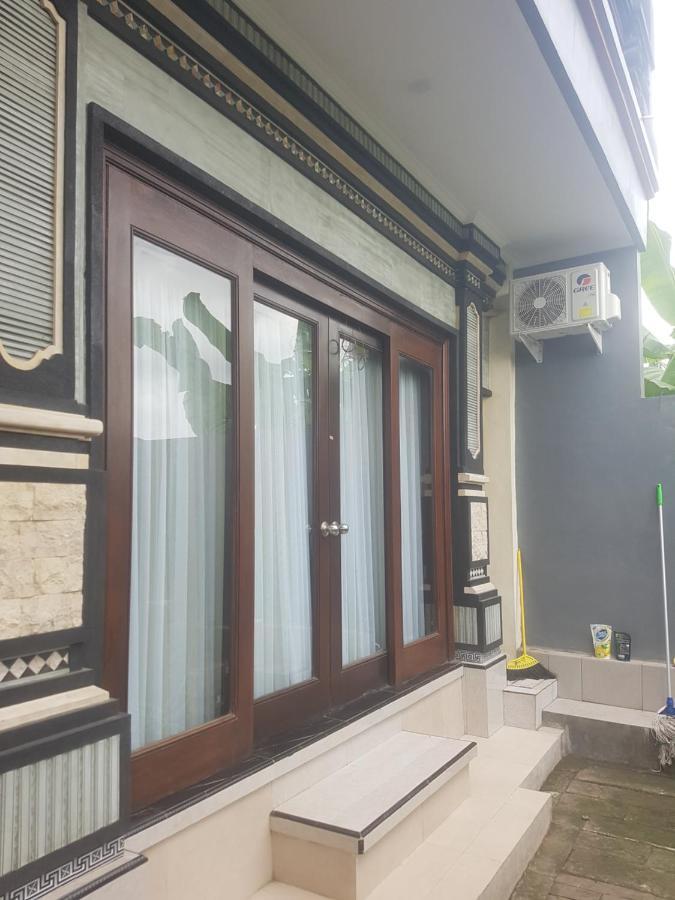 Yogi Homestay Canggu Dış mekan fotoğraf